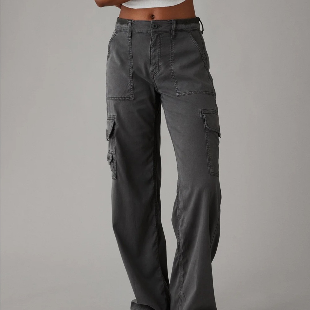 American Eagle Cargo Pants